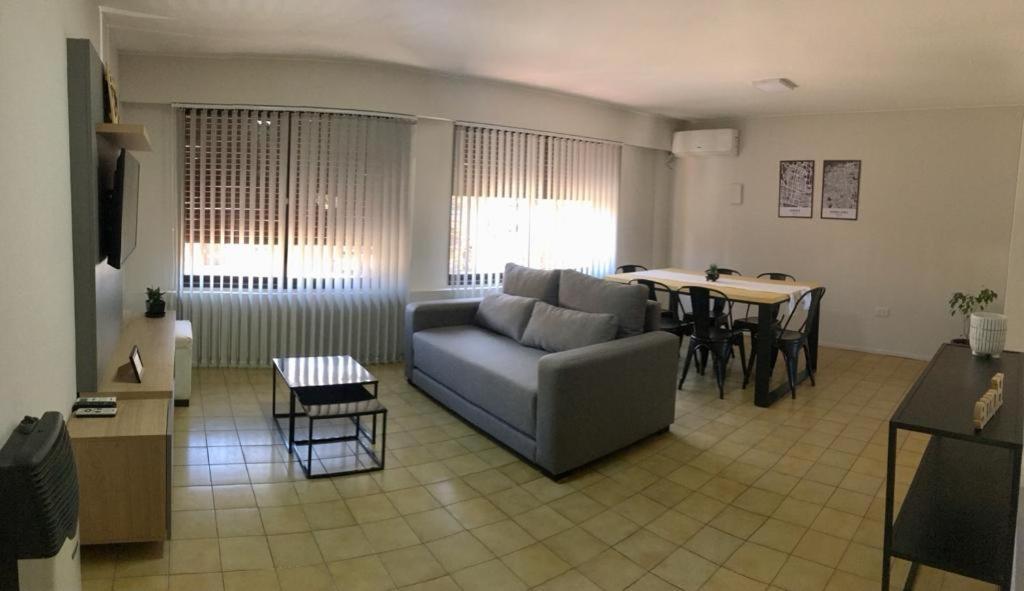Apartment Hermoso Depto En La 5ta Seccion